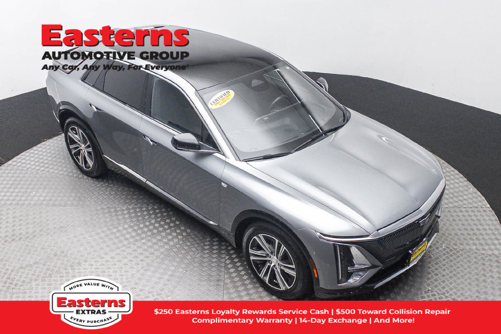 Used 2024 Cadillac Lyriq Luxury AWD/4WD image 4