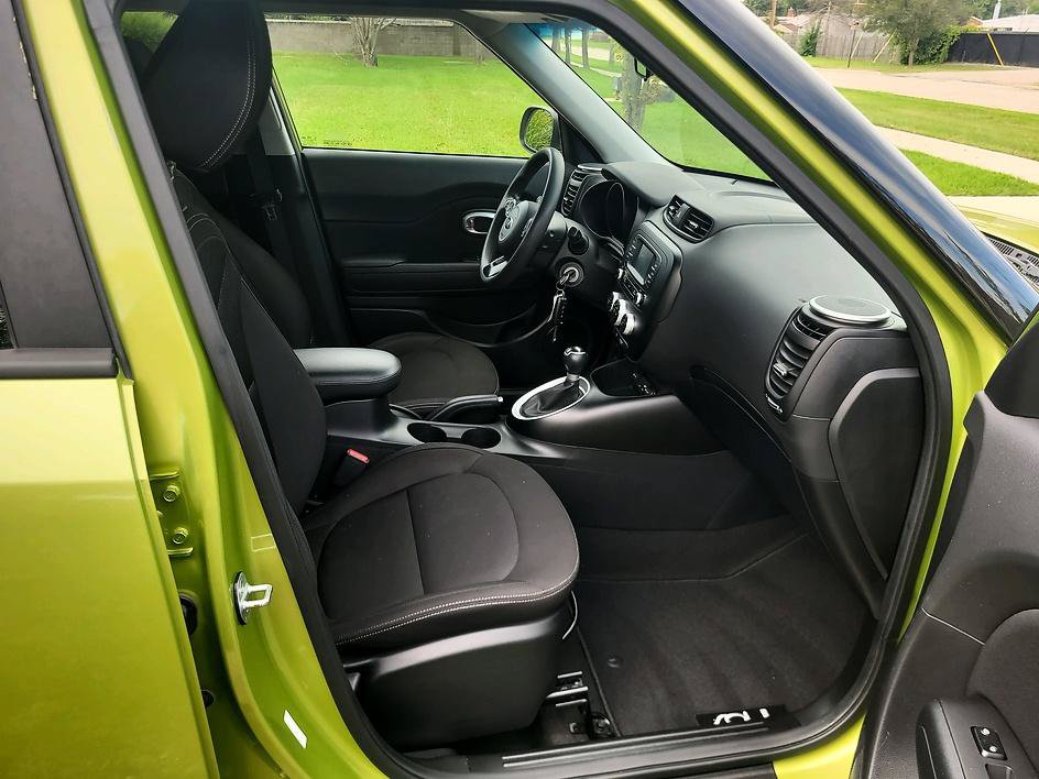 Used 2016 Kia Soul w/ Convenience Package FWD image 45