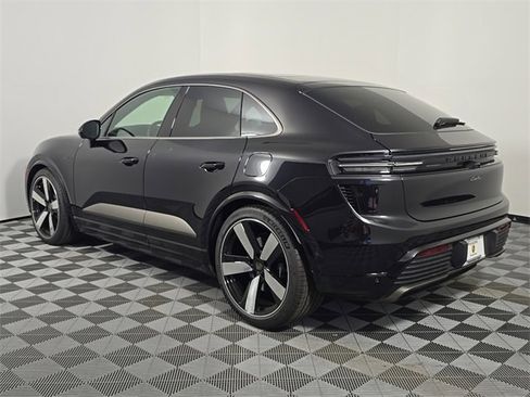 Used 2025 Porsche Macan Turbo Electric image 3