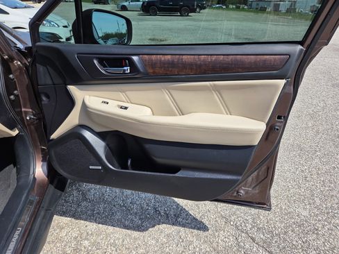 Used 2019 Subaru Outback 3.6R Limited w/ Popular Package #2 AWD/4WD image 21