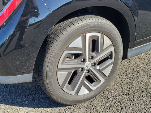 Used 2023 Hyundai Kona SEL w/ Cargo Package image 5