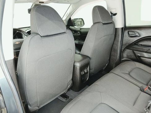 Used 2019 Chevrolet Colorado LT w/ LT Convenience Package AWD/4WD image 14