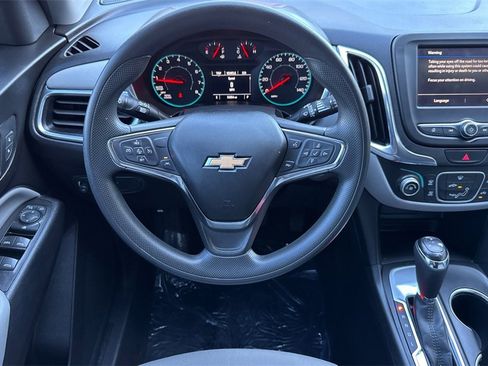Used 2020 Chevrolet Equinox LS image 19