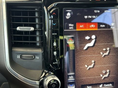 Used 2021 RAM 1500 Laramie AWD/4WD image 28