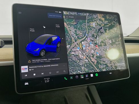 Used 2023 Tesla Model Y Long Range AWD/4WD image 21