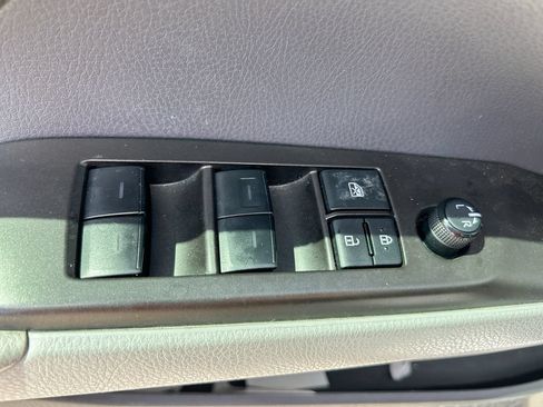 Used 2023 Toyota Camry LE FWD image 13
