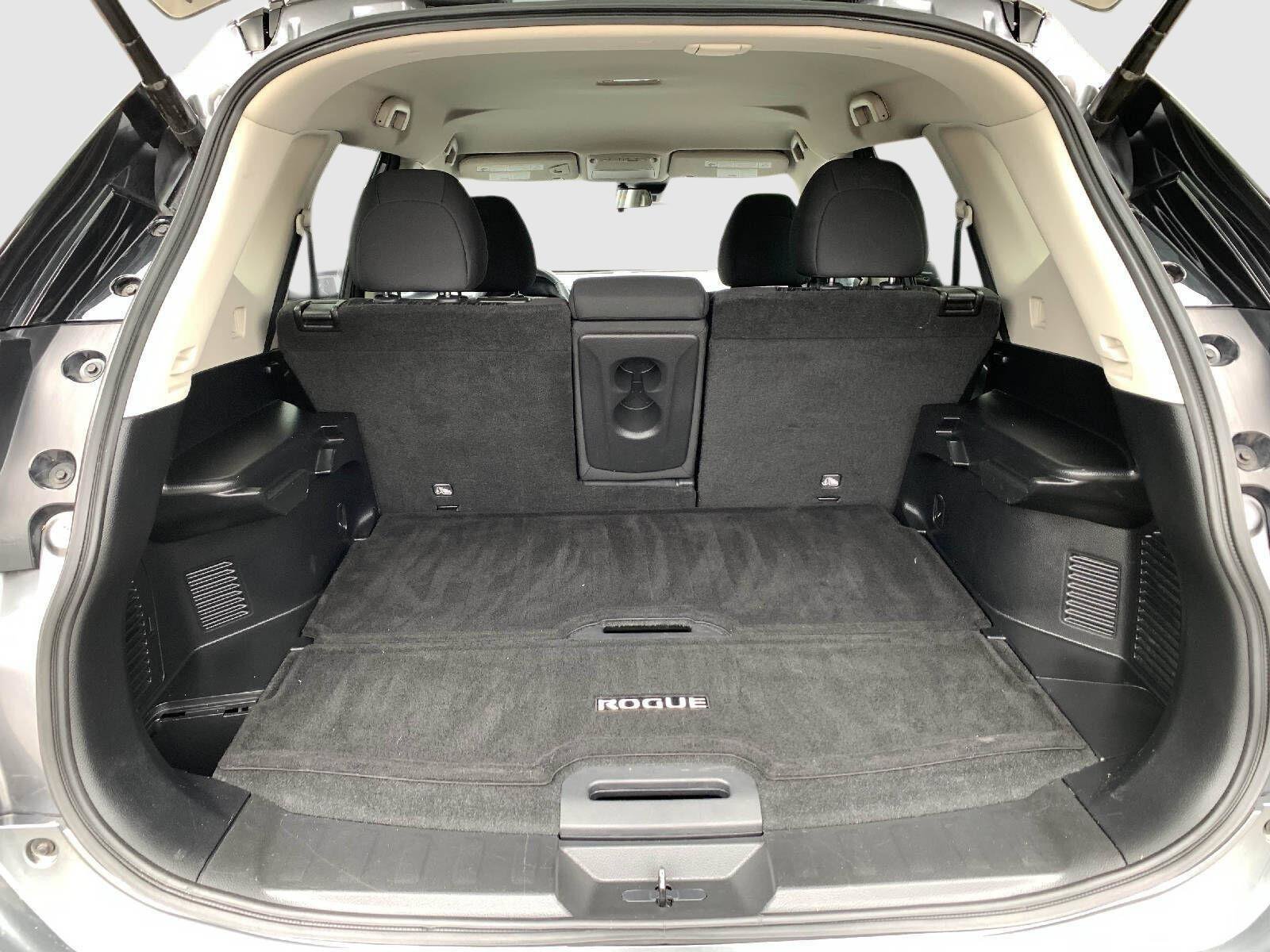 Used 2020 Nissan Rogue SV AWD/4WD image 38