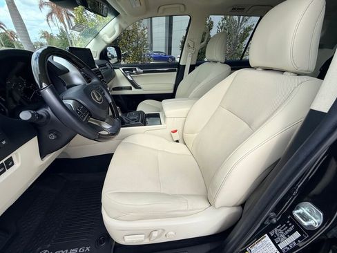 Certified 2023 Lexus GX 460 Premium w/ Accessory Package image 5
