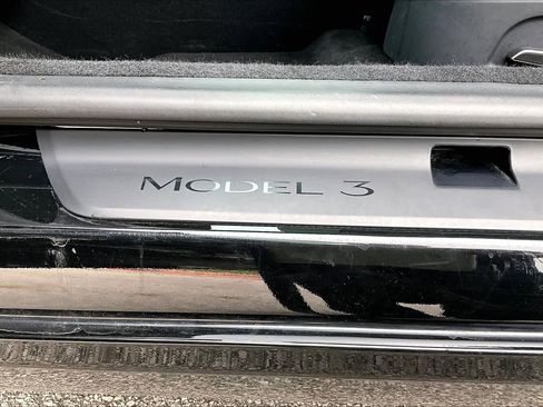 Used 2024 Tesla Model 3 Performance AWD/4WD image 9