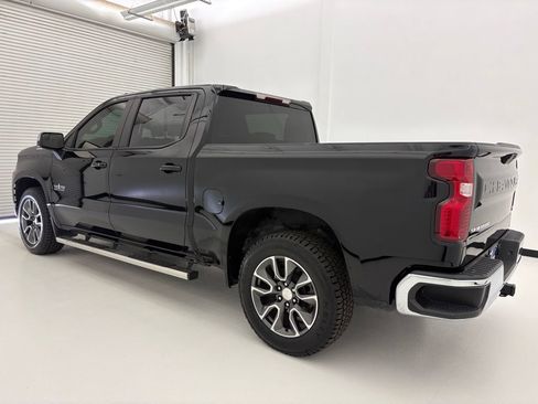Certified 2020 Chevrolet Silverado 1500 LT w/ Texas Edition RWD image 17