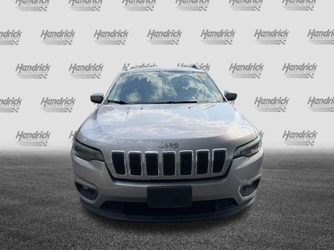 Used 2019 Jeep Cherokee Latitude Plus FWD image 3