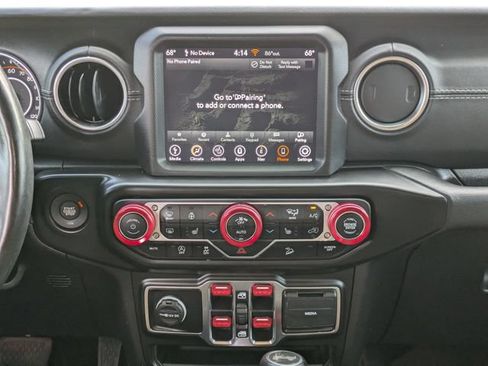 Used 2021 Jeep Wrangler Unlimited Sahara AWD/4WD image 22