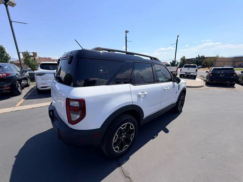 Used 2025 Ford Bronco Sport Outer Banks w/ Outer Banks Tech Package+ AWD/4WD image 4