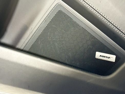 Certified 2025 Porsche 911 Carrera RWD image 25