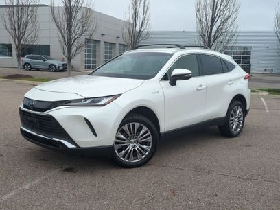 Used 2021 Toyota Venza XLE w/ Softex Package