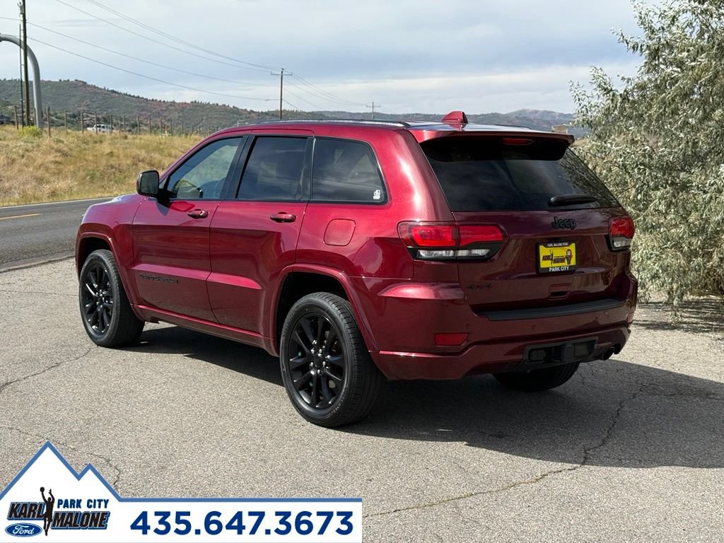 Used 2020 Jeep Grand Cherokee Altitude AWD/4WD image 3