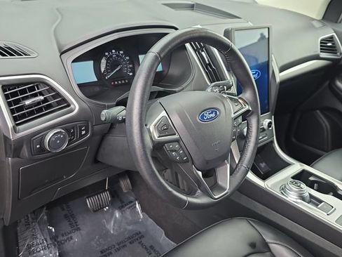 Used 2024 Ford Edge SEL w/ Convenience Package AWD/4WD image 16