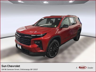 Used 2025 Chevrolet Traverse LT w/ Midnight/Sport Edition