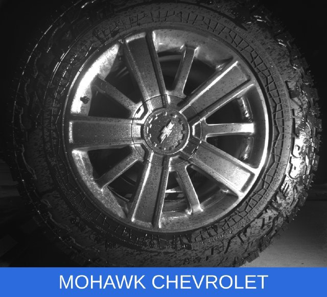 Used 2017 Chevrolet Silverado 1500 High Country AWD/4WD image 27