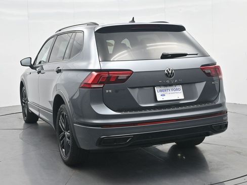 Used 2022 Volkswagen Tiguan SE R-Line AWD/4WD image 7
