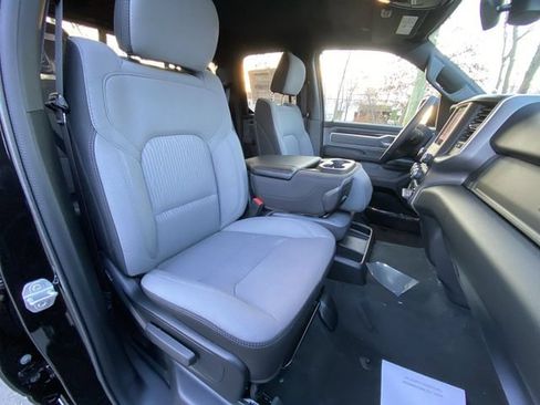 Used 2022 RAM 1500 Big Horn AWD/4WD image 14