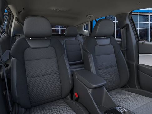 New 2025 Chevrolet Trax LT image 16