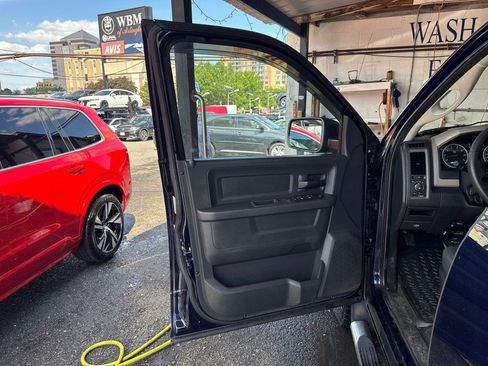 Used 2012 RAM 1500 Express AWD/4WD image 9