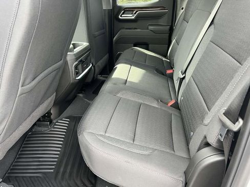 Used 2025 GMC Sierra 1500 Elevation image 12