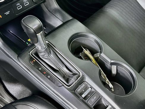 Used 2024 Honda Civic Touring image 18