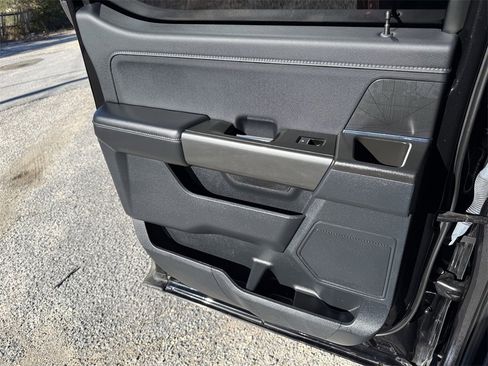 Used 2022 Ford F150 XLT w/ Equipment Group 301A Mid image 31