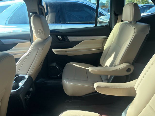 Used 2026 Buick Enclave Preferred w/ Power Package FWD image 9
