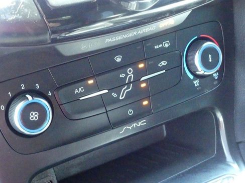 Used 2018 Ford Focus ST FWD image 25