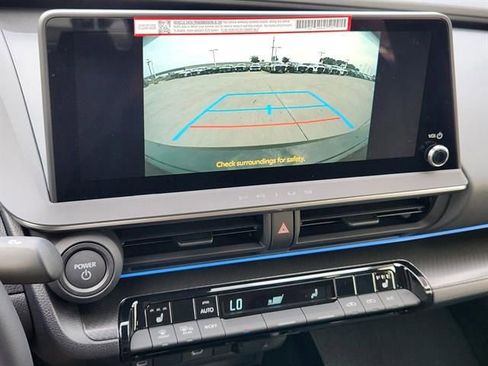New 2026 Toyota Prius Plug-In Hybrid FWD image 13