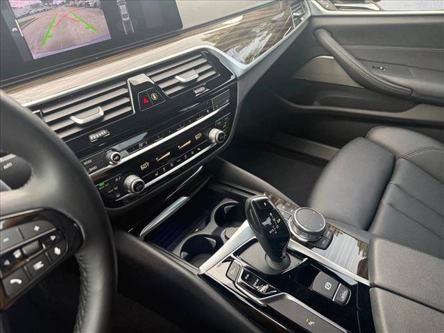 Used 2020 BMW 530i RWD image 12