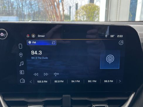 Used 2025 Chevrolet Equinox LT image 23