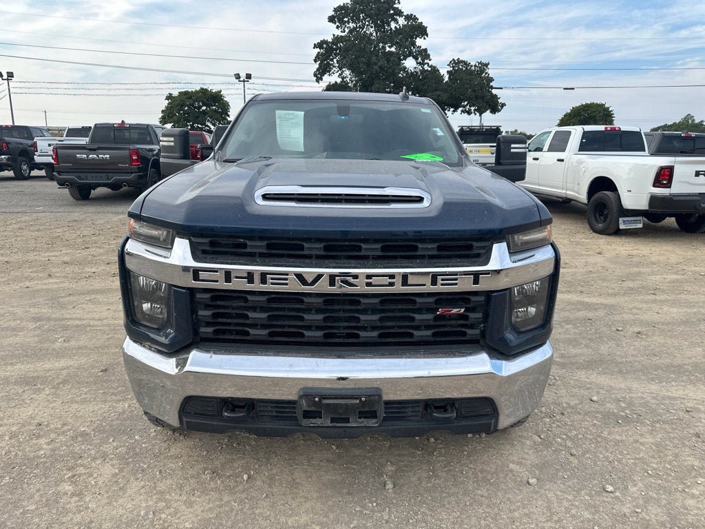 Used 2023 Chevrolet Silverado 2500 LT w/ Gooseneck/5TH Wheel Package AWD/4WD image 3
