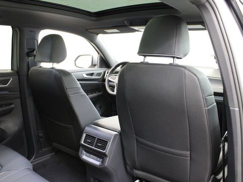New 2025 Volkswagen Atlas Cross Sport SEL Premium R-Line AWD/4WD image 20