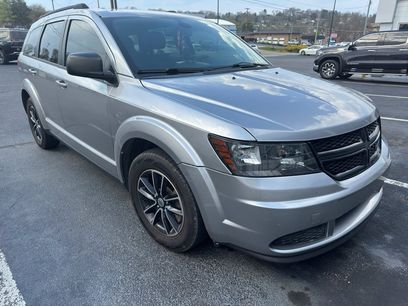 Used 2018 Dodge Journey SE w/ Blacktop Package