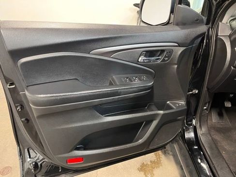 Used 2020 Honda Pilot EX-L image 24