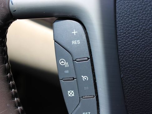 Used 2014 GMC Yukon XL Denali AWD/4WD image 15