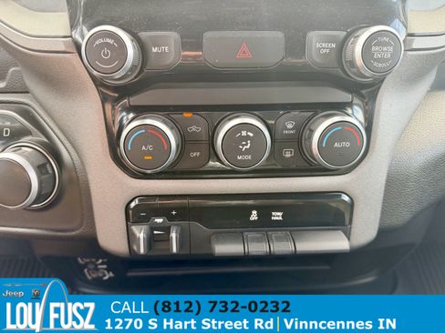 Used 2024 RAM 2500 Tradesman w/ Convenience Group AWD/4WD image 17