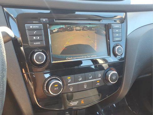 Used 2020 Nissan Rogue Sport S AWD/4WD image 19