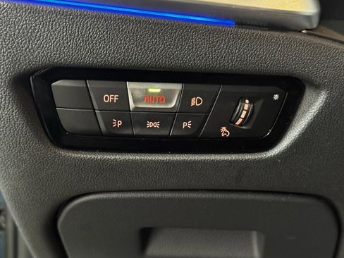 Used 2020 BMW 330i xDrive Sedan w/ Convenience Package image 22