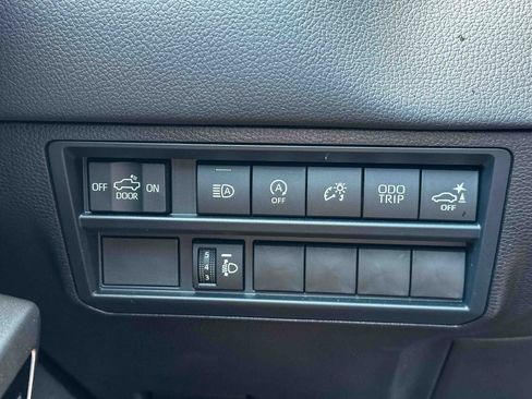 Certified 2026 Toyota Tundra Limited AWD/4WD image 35