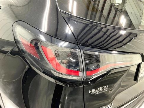 Used 2024 Honda HR-V LX image 29