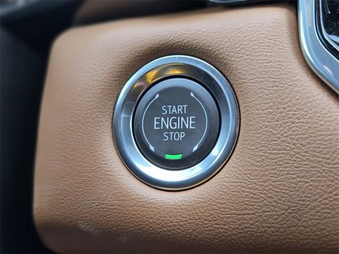 New 2025 GMC Canyon AT4 image 28