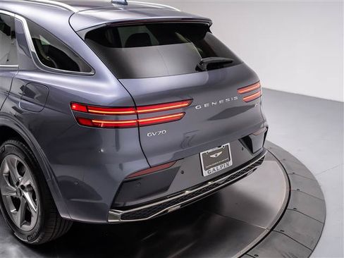 New 2026 Genesis GV70 2.5T Advanced AWD/4WD image 31