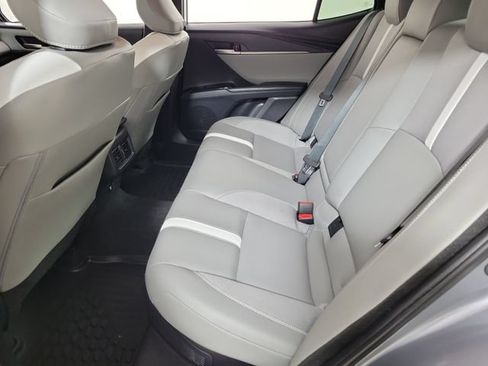 Used 2025 Toyota Camry SE FWD image 12