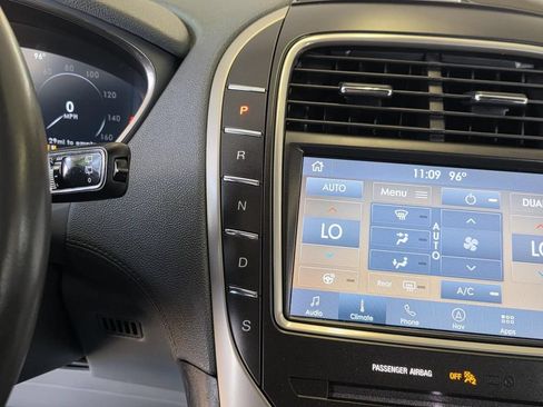 Used 2020 Lincoln Nautilus Reserve AWD/4WD image 33