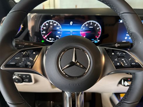 New 2026 Mercedes-Benz GLA 250 image 22